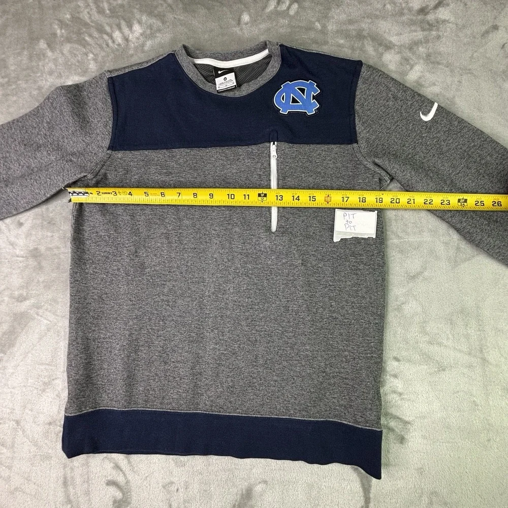 Nike Mens Medium 1/2 Zip Pullover‎ University of North Carolina UNC Tar Heels